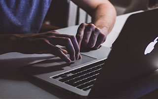 意甲：米兰对阵比萨首发阵容公布，目标三分，德温特替代托莫里成为主力右中卫